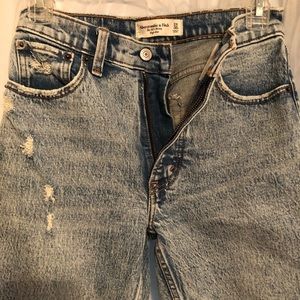 Abercrombie & Fitch 90s Skinny High Rise Jeans